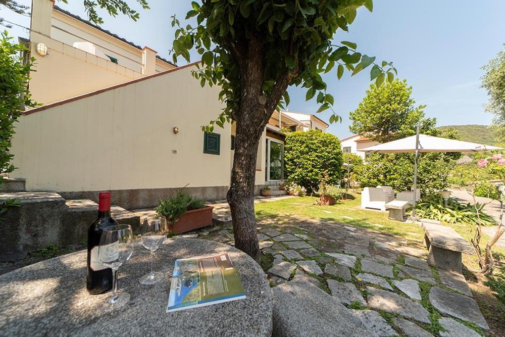 Hotel Casa Lupi Marciana Marina  Eksteriør billede